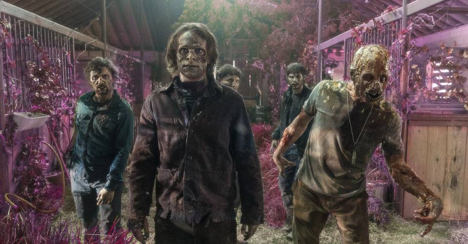 Fear the Walking Dead Boss Explains the Dream Scenes EyePopping Colors Fear the Walking Dead Boss Explains the Dream Scenes EyePopping Colors